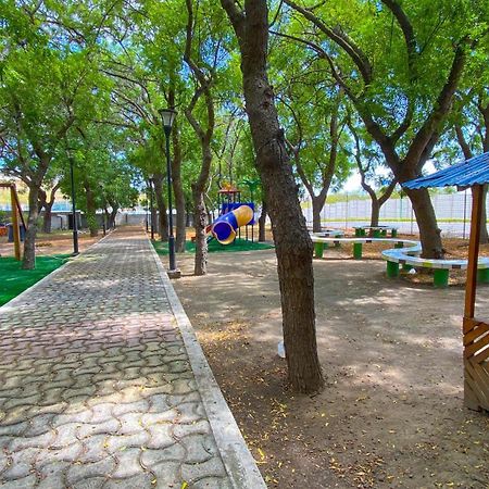 Urbanizacion Privada, Seguridad Y Confort Манта Екстер'єр фото