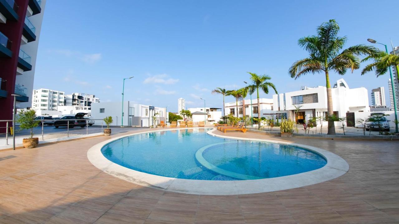 Urbanizacion Privada, Seguridad Y Confort Манта Екстер'єр фото