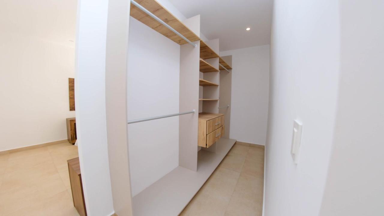 Urbanizacion Privada, Seguridad Y Confort Манта Екстер'єр фото