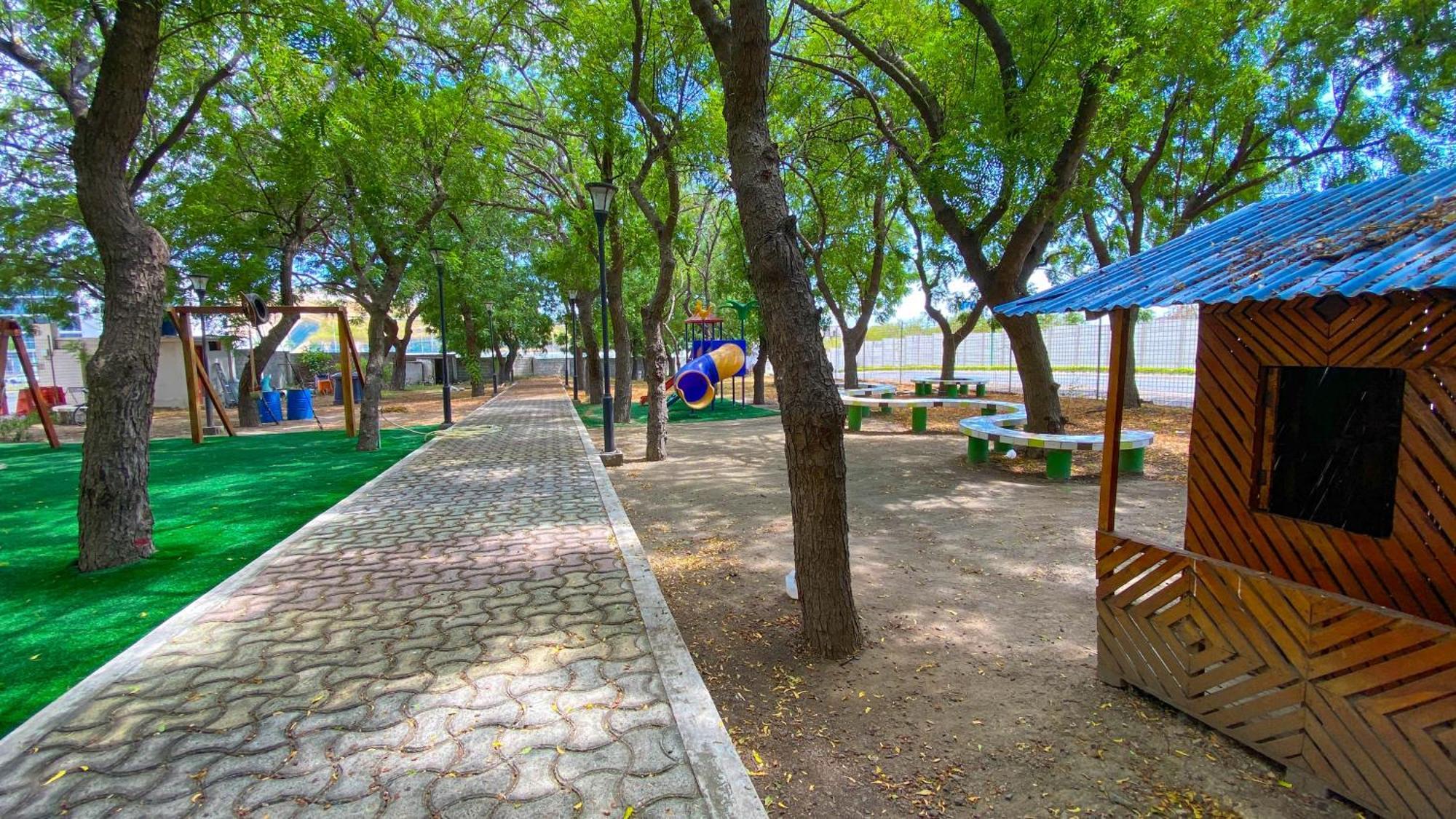 Urbanizacion Privada, Seguridad Y Confort Манта Екстер'єр фото